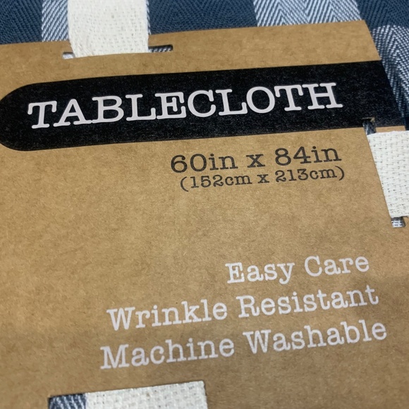 NWT Cuisinart Tablecloth Blue & White Check 60in x 84in Machine Washable - Picture 3 of 10